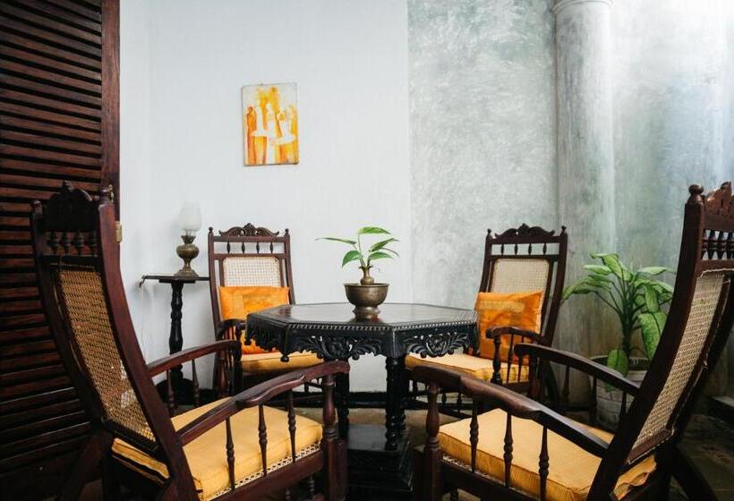 פנסיון Secret Garden Villa Unawatuna