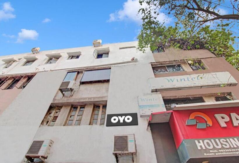 호텔 Oyo Flagship 81208  Moonlight Inn