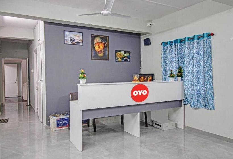 호텔 Oyo Flagship 81208  Moonlight Inn