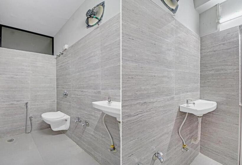 호텔 Oyo Flagship 81208  Moonlight Inn