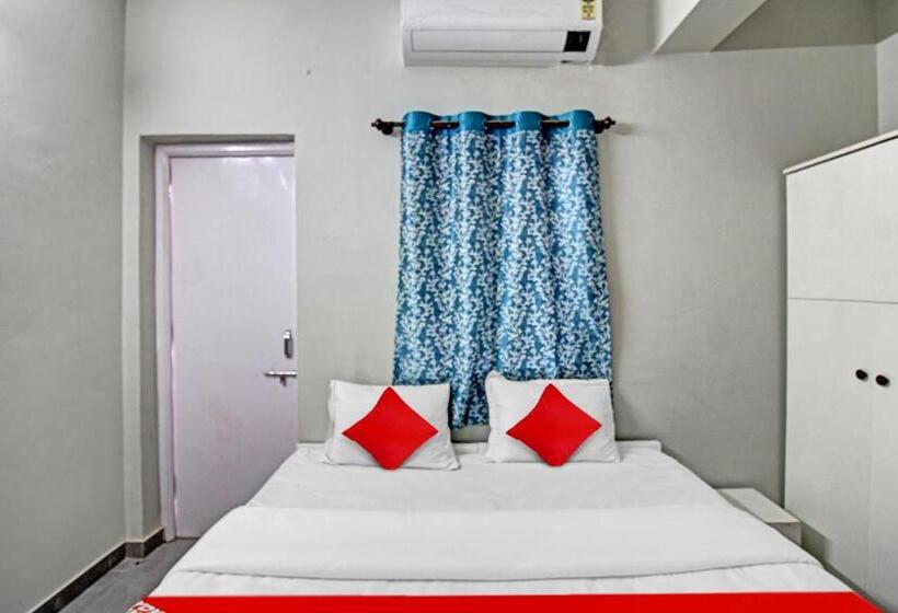 호텔 Oyo Flagship 81208  Moonlight Inn