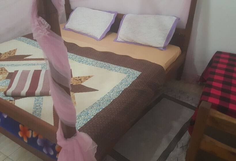 پانسیون Golden Monkey Guest House