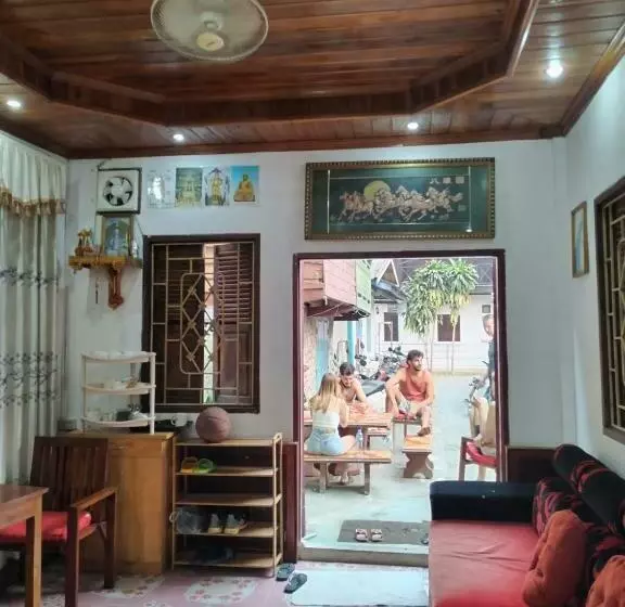 پانسیون Phanh Tha Sone Guest House