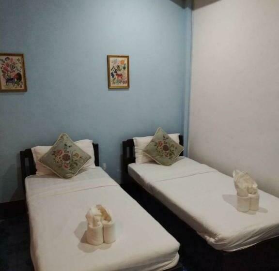 פנסיון Phanh Tha Sone Guest House