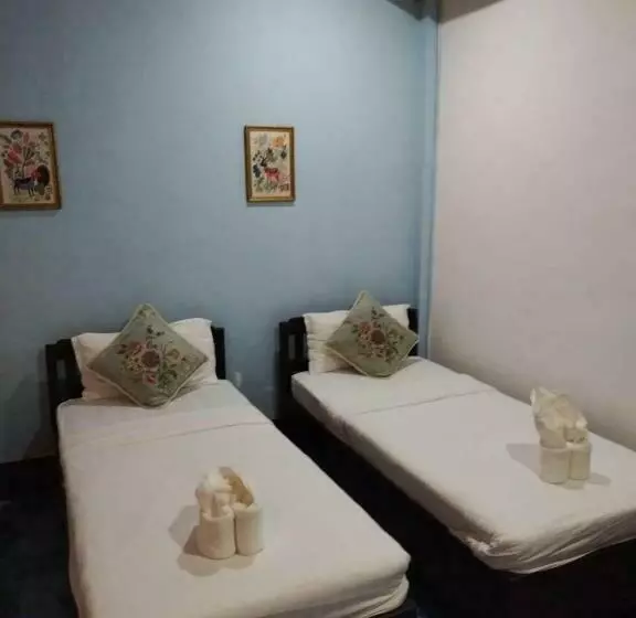 پانسیون Phanh Tha Sone Guest House