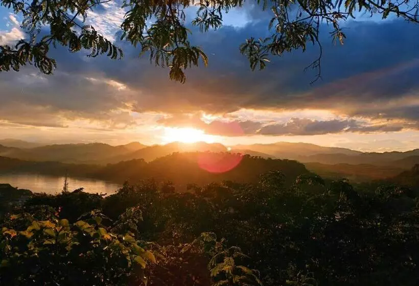 پانسیون Phanh Tha Sone Guest House