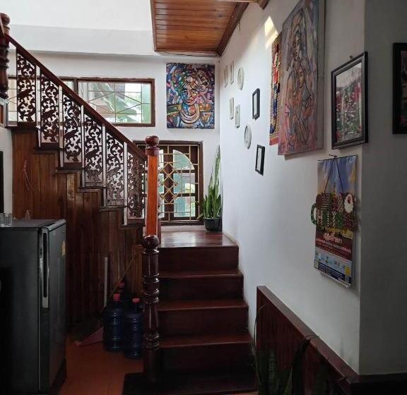 פנסיון Phanh Tha Sone Guest House