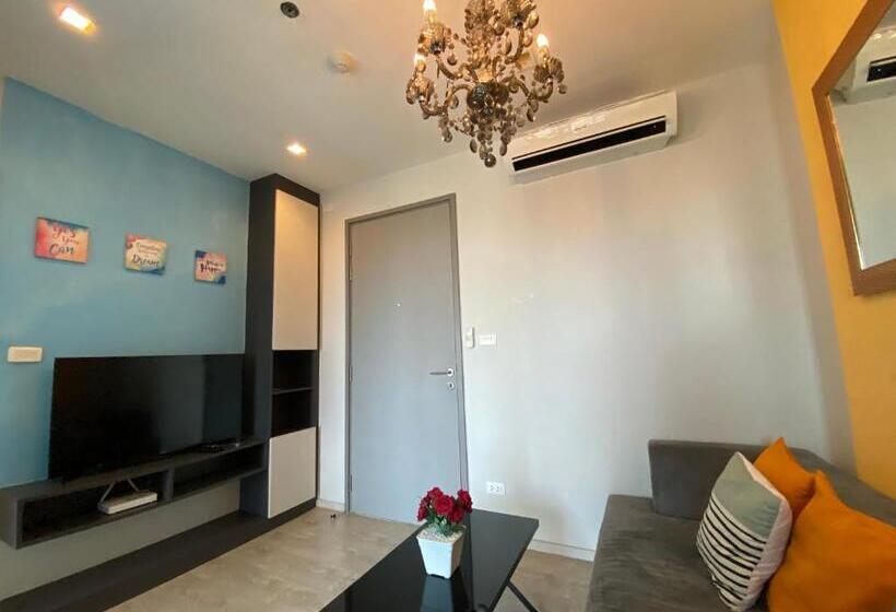 The Base Central Pattaya Holiday Ml