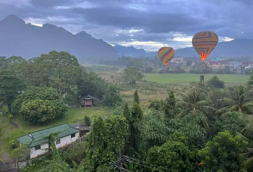 ユースホステル Vang Vieng Queens Mountain View