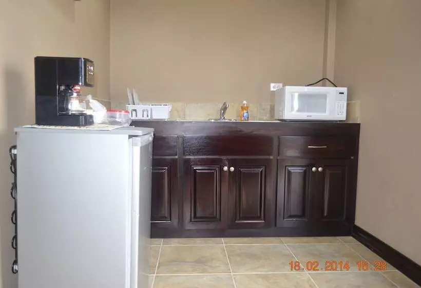 Gm Suites Bed & Breakfast