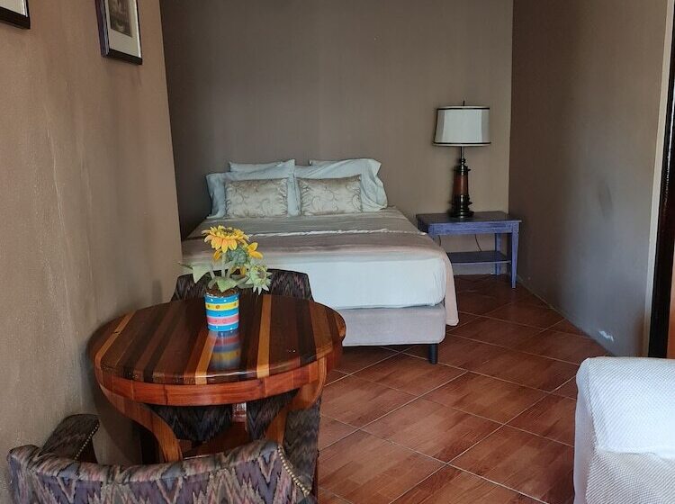 Gm Suites Bed & Breakfast