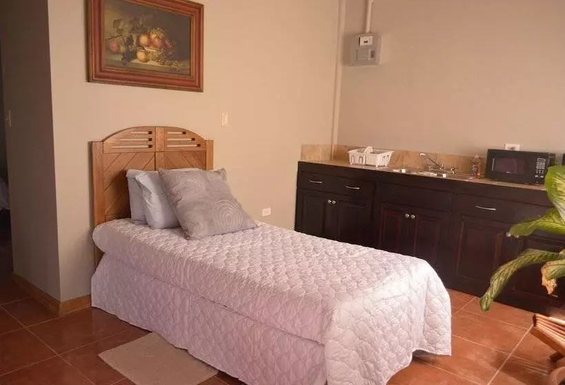 Gm Suites Bed & Breakfast