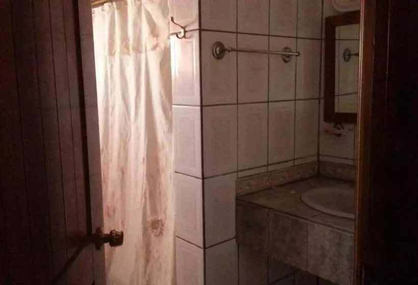 Gm Suites Bed & Breakfast