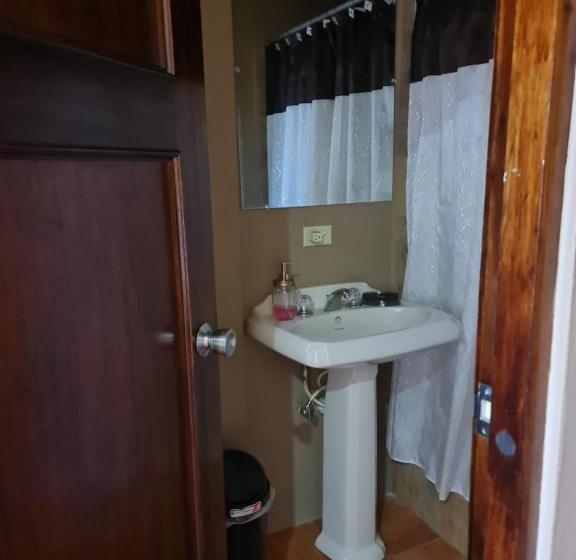 Gm Suites Bed & Breakfast