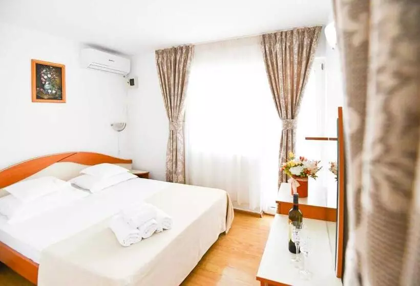 هتل Complex Tismana All Inclusive