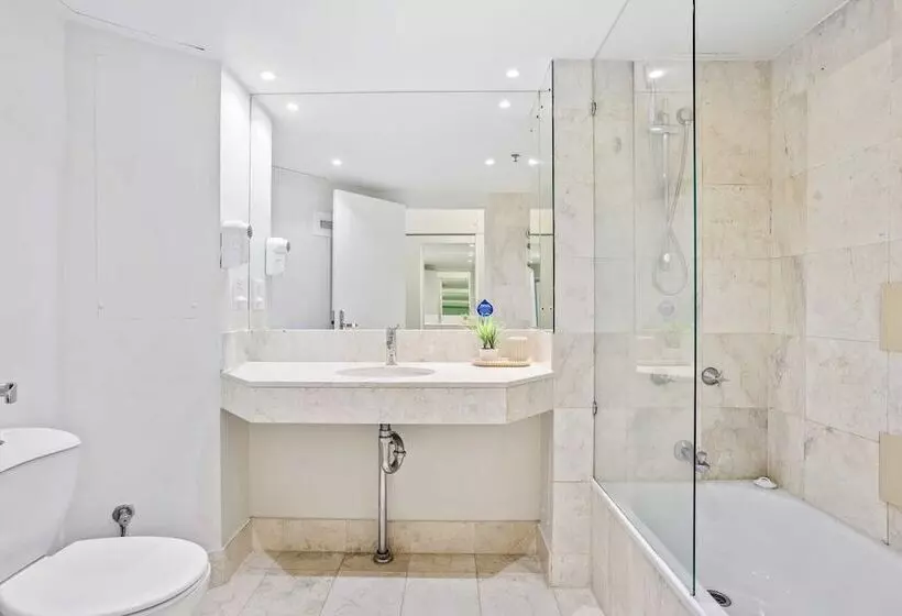 ホテル Deluxe Twin Studio In Surfers Paradise   Coasthm