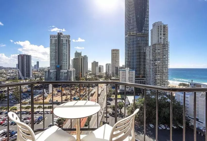 ホテル Deluxe Twin Studio In Surfers Paradise   Coasthm