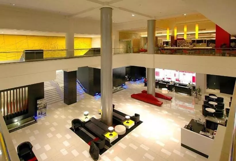 ホテル Deluxe Twin Studio In Surfers Paradise   Coasthm