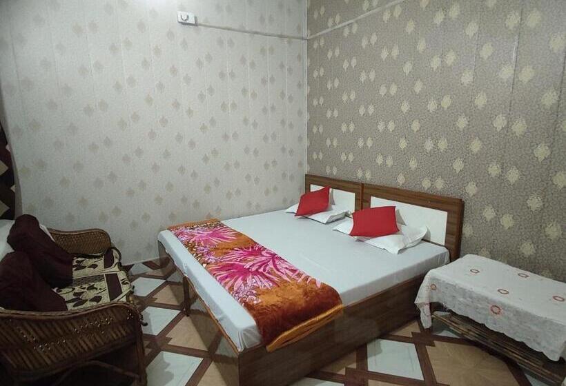 فندق Kashi Nest Homestay