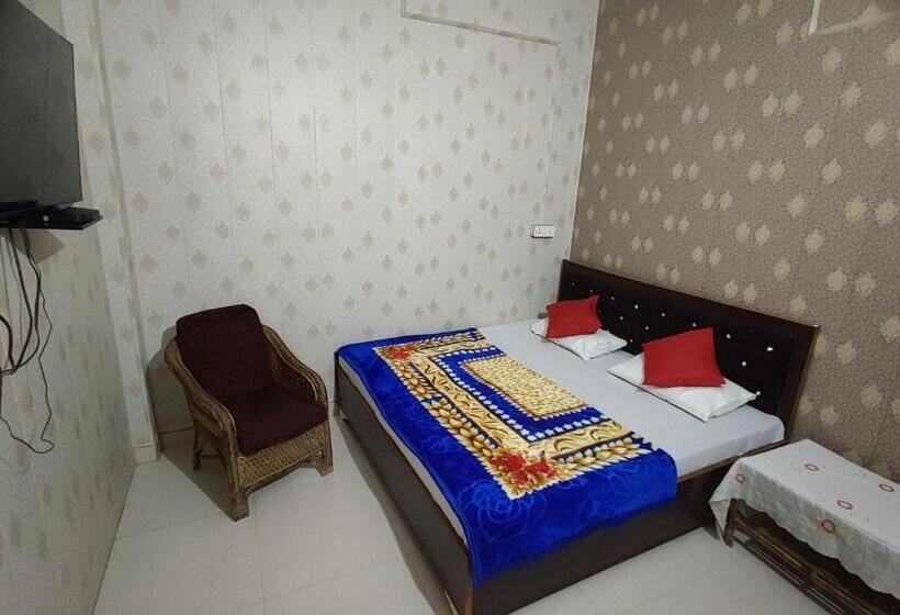 فندق Kashi Nest Homestay