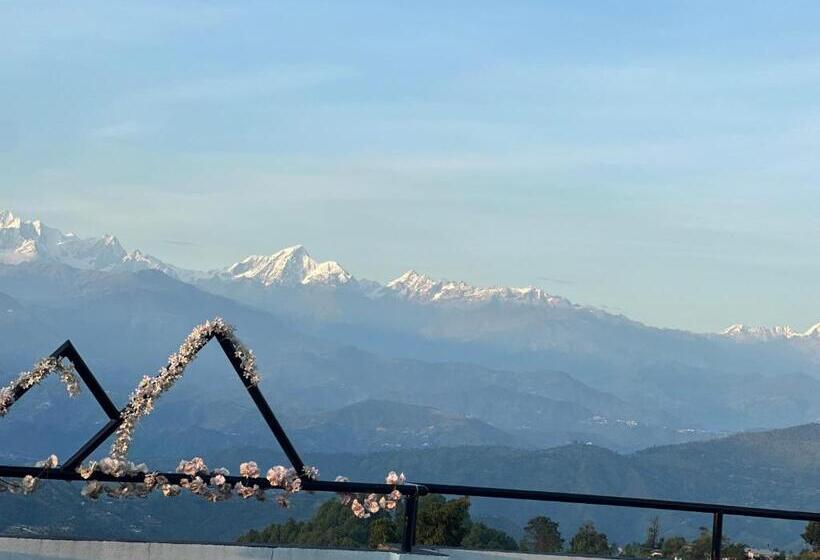 هتل Mountains Mirror