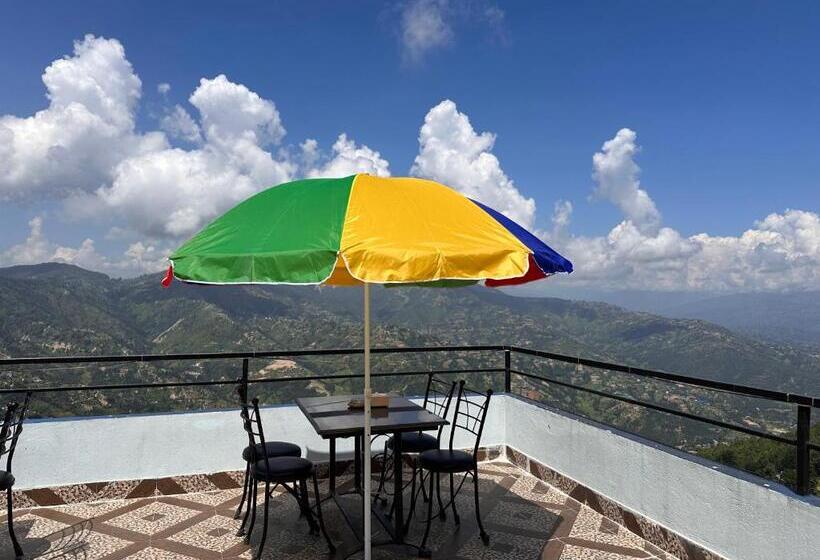 هتل Mountains Mirror