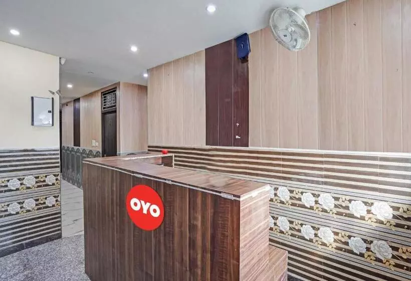 Hotelli Oyo Flagship 80914 S L Galxy