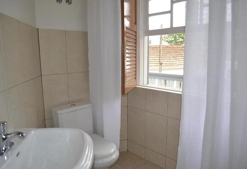 هتل Pousada Brava