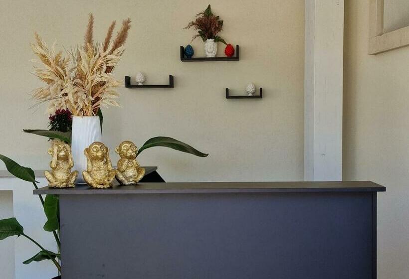 تختخواب و صبحانه Thalassa Rooms