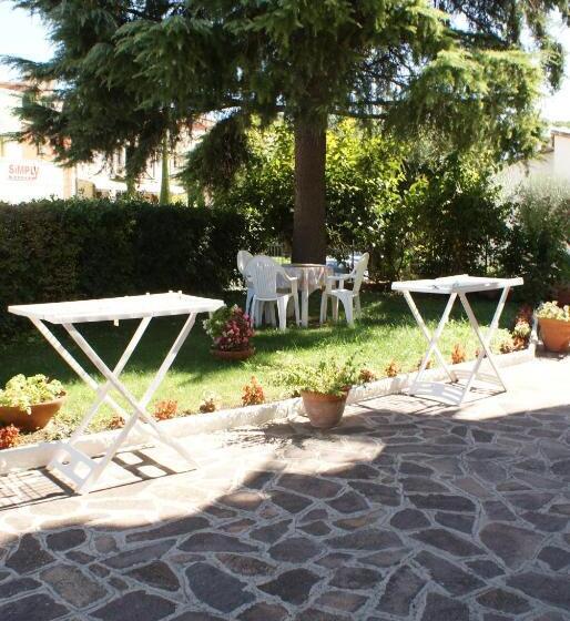 פנסיון Affittacamere La Buganvillea