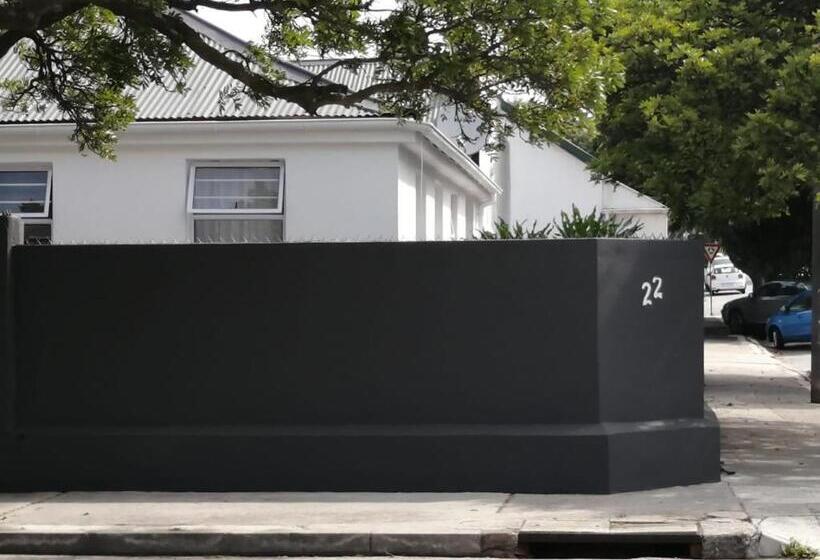 پانسیون Monument Annex Richmond Hill