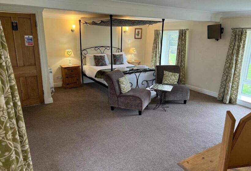 Общежитие The Coppleridge Inn