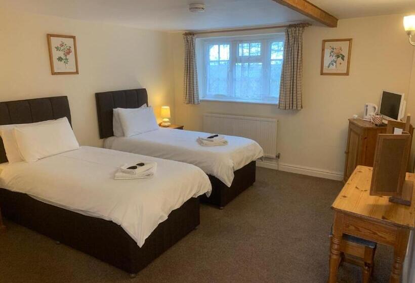 Общежитие The Coppleridge Inn