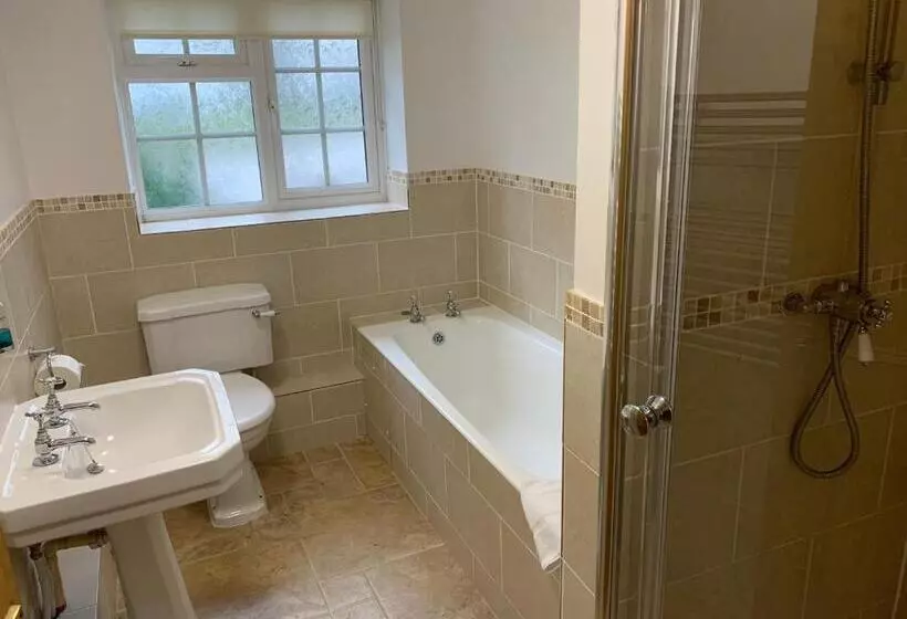 ユースホステル The Coppleridge Inn