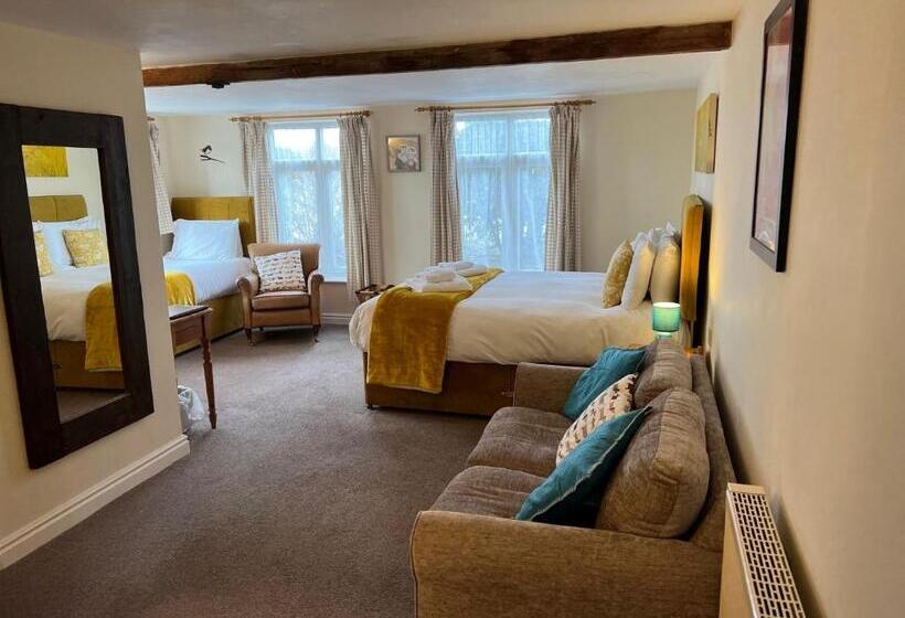 Общежитие The Coppleridge Inn