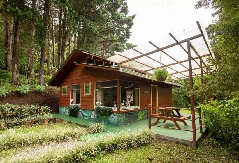 Hotelli Los Pinos Cabins & Reserve
