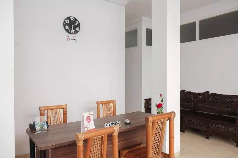 Hôtel Oyo 1454 111 Residence