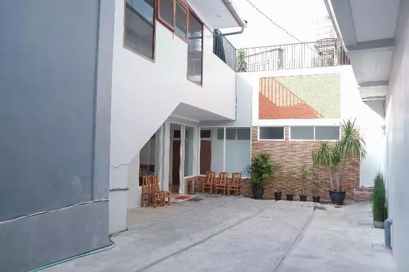 Hôtel Oyo 1454 111 Residence