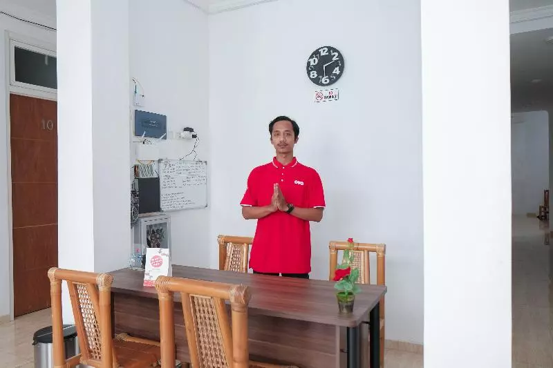 Hôtel Oyo 1454 111 Residence