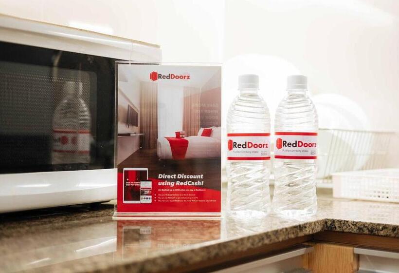 ホテル Reddoorz @ Pamaong Street