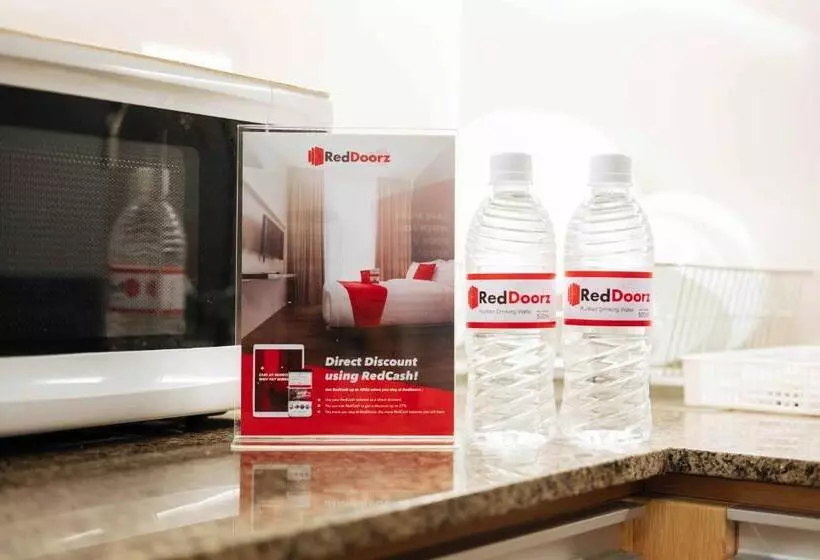 ホテル Reddoorz @ Pamaong Street