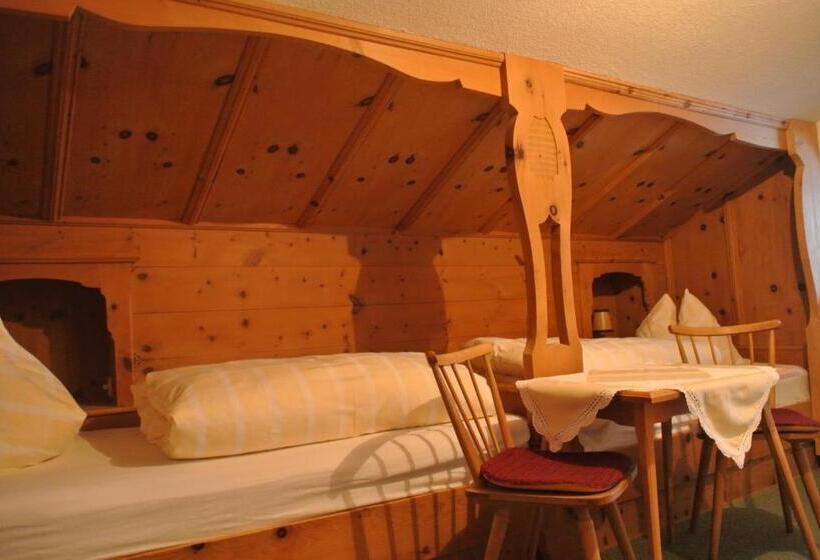 بنسيون Haus Lärchenbrunn