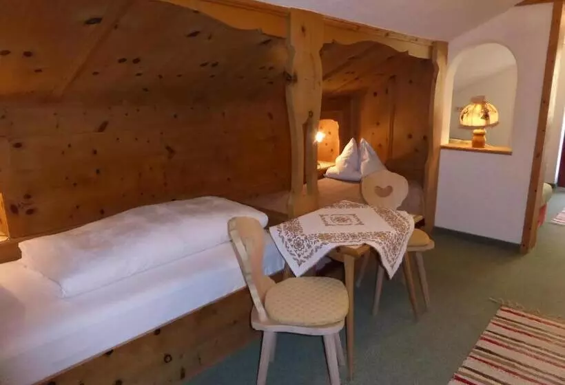ペンション Haus Lärchenbrunn
