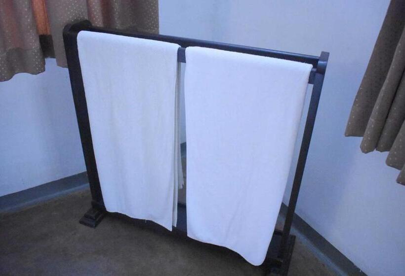 پانسیون Old Park Villa