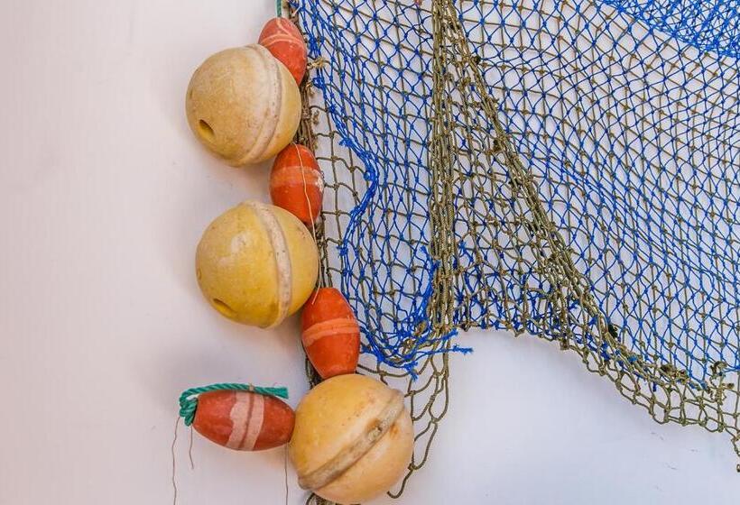 Majatalo Africa Surf House