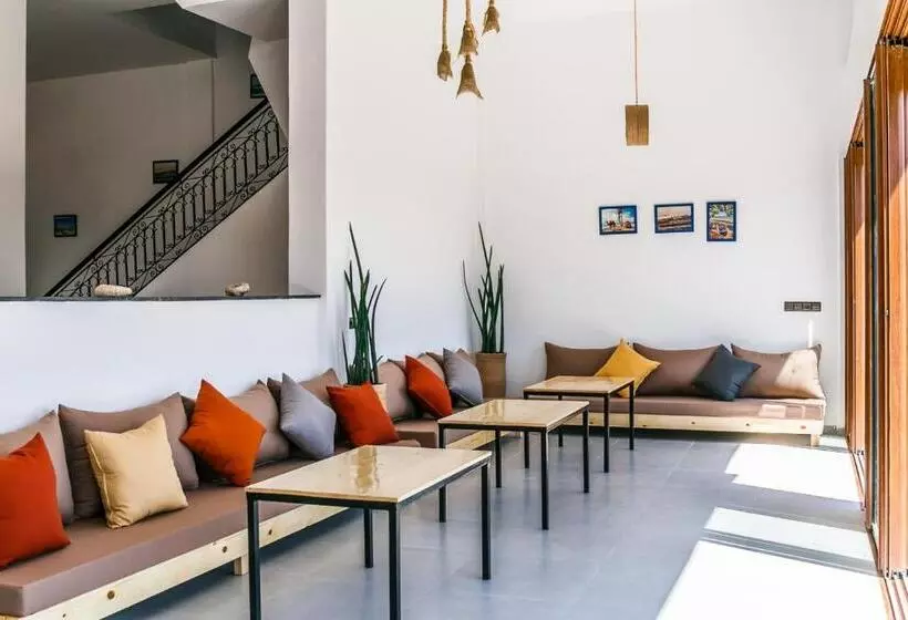 ペンション Africa Surf House