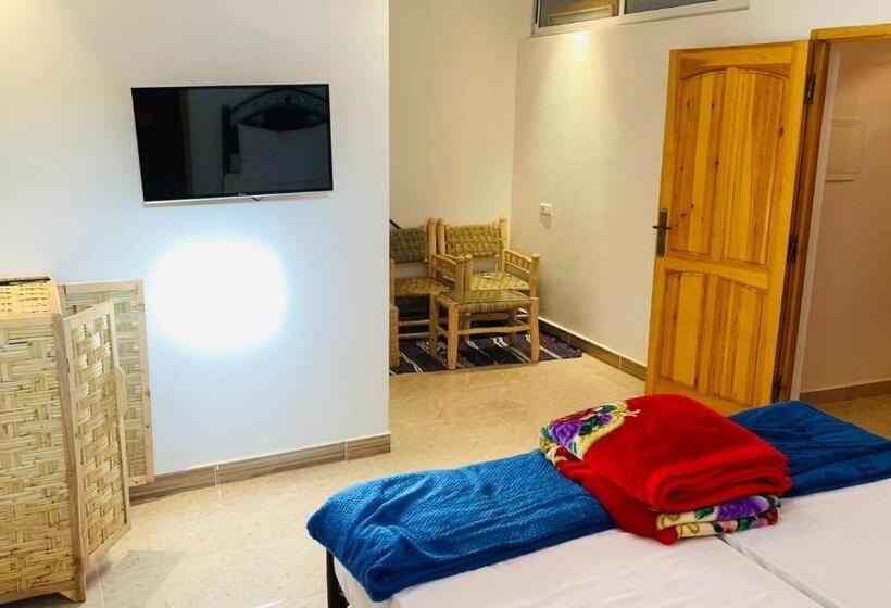 Majatalo Africa Surf House