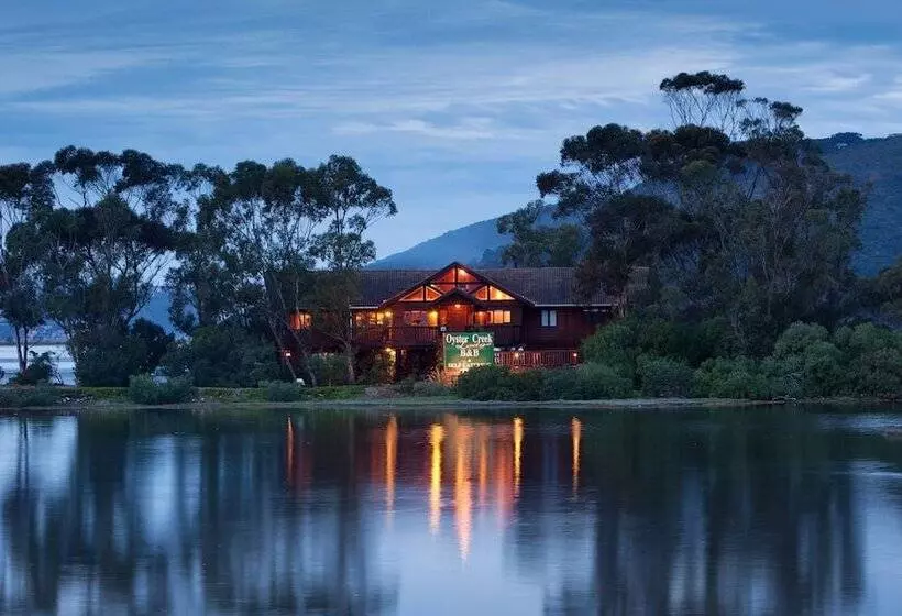 ベッドアンドブレックファースト Oyster Creek Lodge