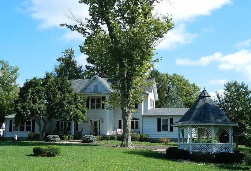 Bed and Breakfast Speedway Legacy Inn