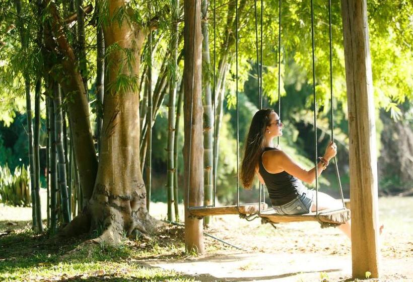 Hotel Baan Pai Riverside Resort